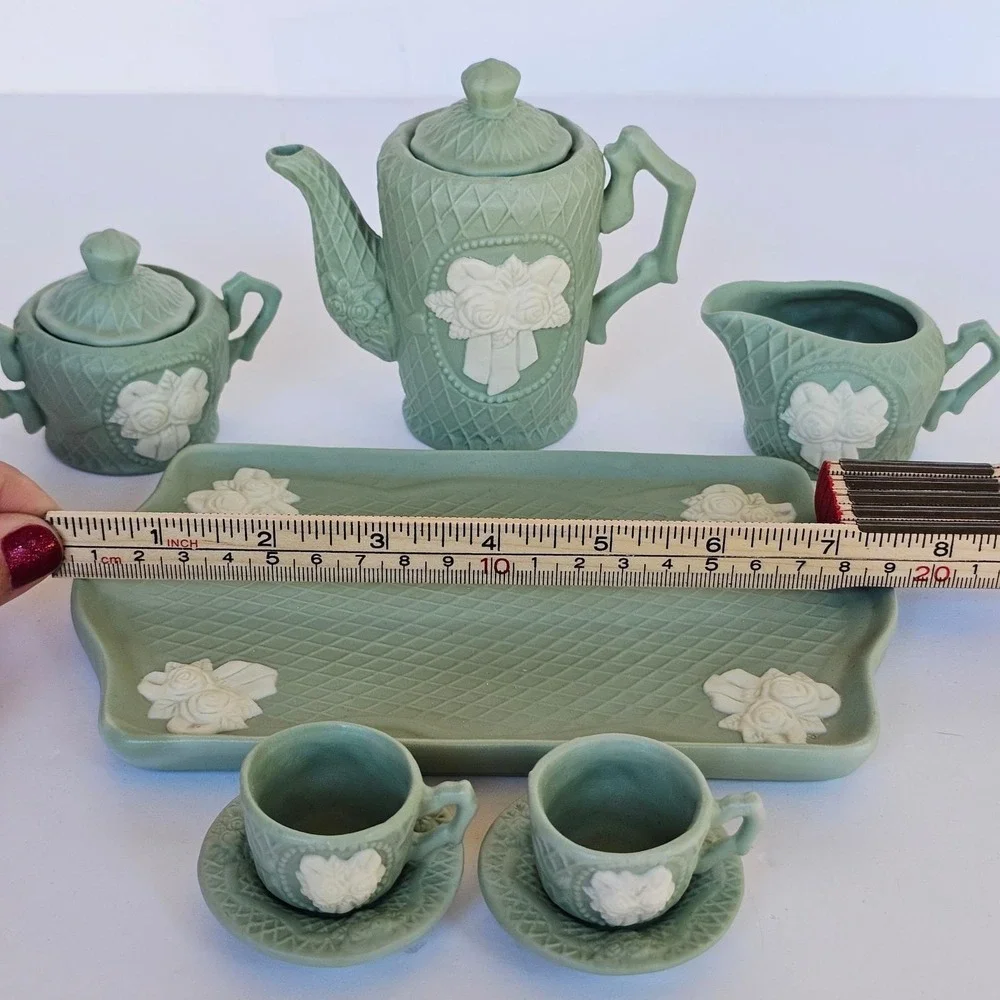 N/A vintage miniature
